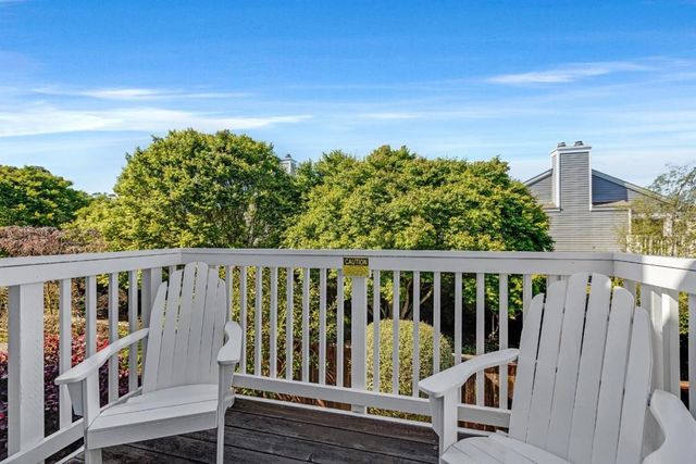 15 Parfait Lane, Alameda, CA 94502