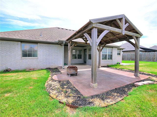 1500 Aniston Road, Centerton, AR 72719