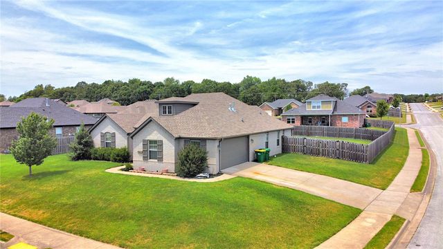 1500 Aniston Road, Centerton, AR 72719