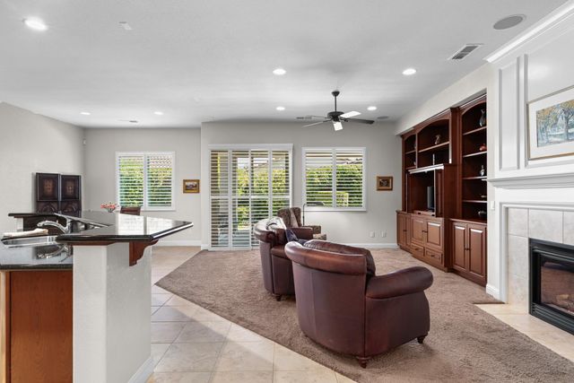 1377 Cobblecreek St, Manteca, CA 95336
