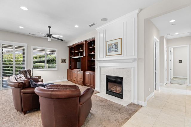 1377 Cobblecreek St, Manteca, CA 95336