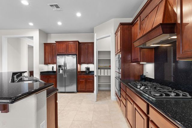 1377 Cobblecreek St, Manteca, CA 95336