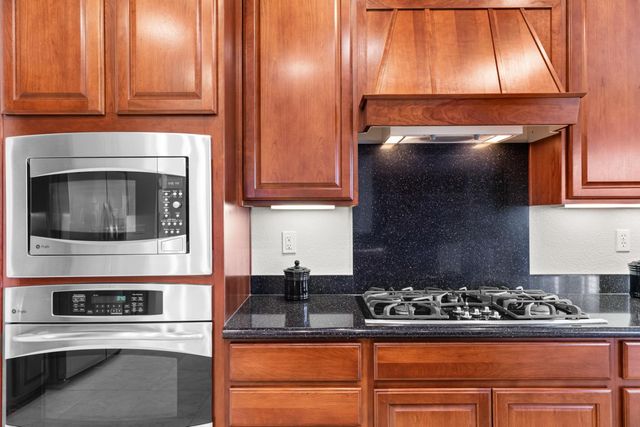 1377 Cobblecreek St, Manteca, CA 95336