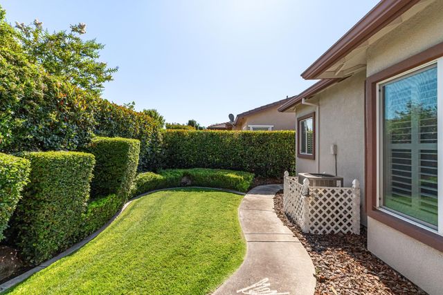 1377 Cobblecreek St, Manteca, CA 95336