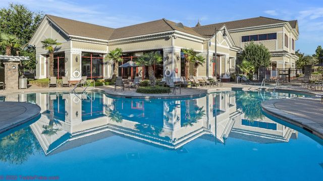 1377 Cobblecreek St, Manteca, CA 95336