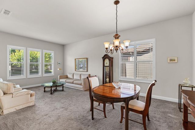 1377 Cobblecreek St, Manteca, CA 95336