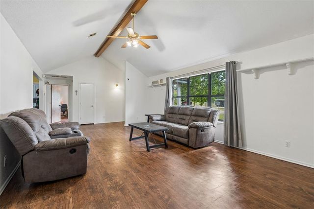 1650 N 1st Street, Harrah, OK 73045
