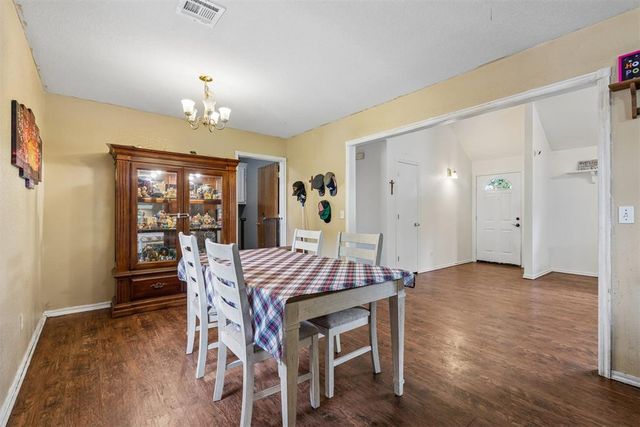 1650 N 1st Street, Harrah, OK 73045