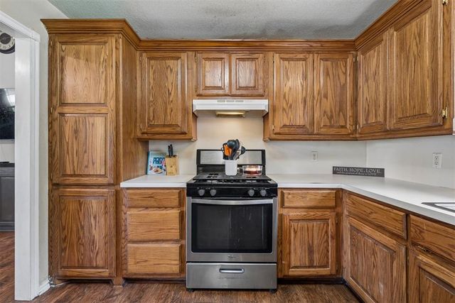 1650 N 1st Street, Harrah, OK 73045