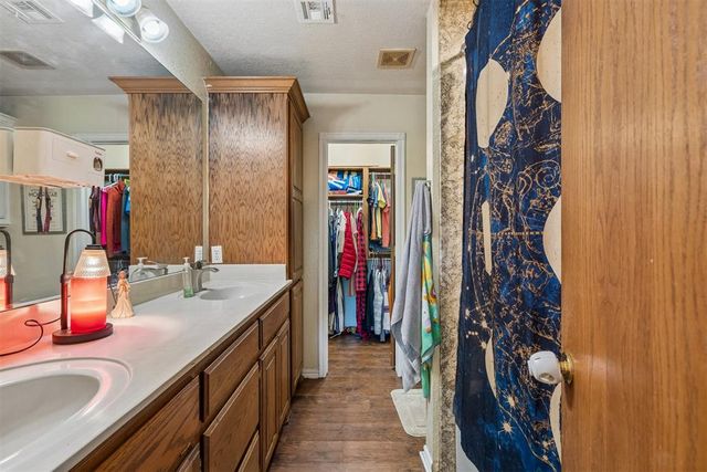1650 N 1st Street, Harrah, OK 73045