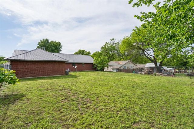 1650 N 1st Street, Harrah, OK 73045