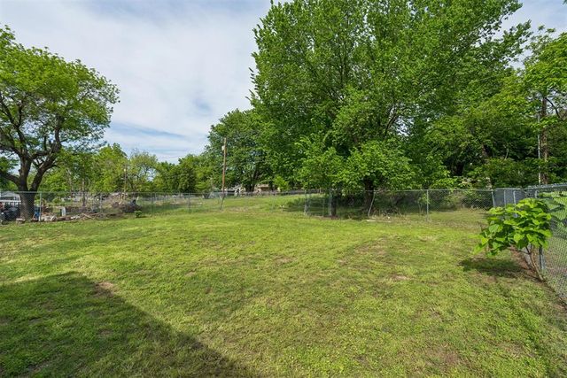 1650 N 1st Street, Harrah, OK 73045