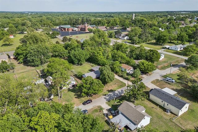 1650 N 1st Street, Harrah, OK 73045