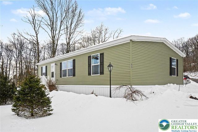 84 Mansfield Drive, Longswamp Twp, PA 18062