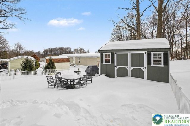84 Mansfield Drive, Longswamp Twp, PA 18062