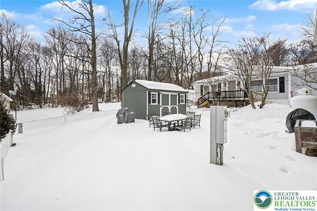 84 Mansfield Drive, Longswamp Twp, PA 18062