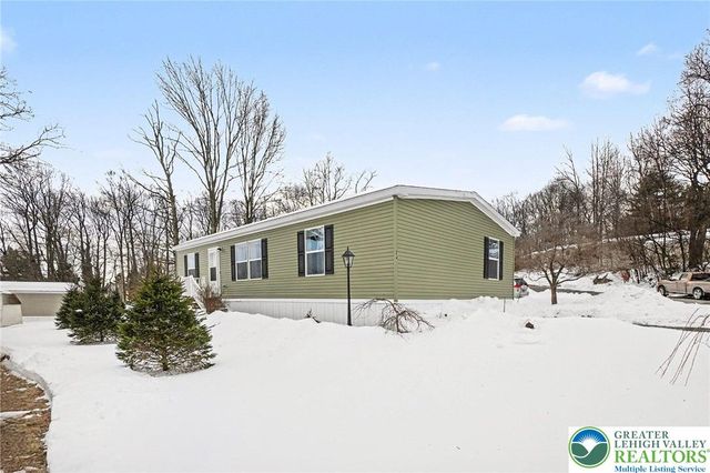 84 Mansfield Drive, Longswamp Twp, PA 18062