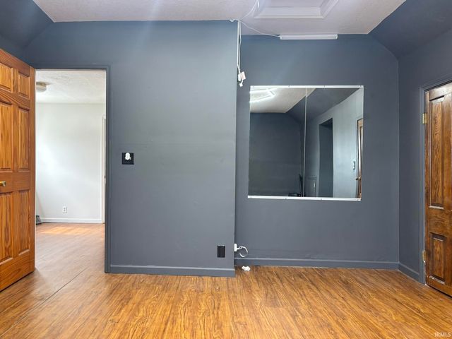 210 E Shackley Street, Geneva, IN 46740