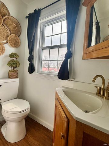 210 E Shackley Street, Geneva, IN 46740