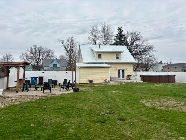 210 E Shackley Street, Geneva, IN 46740