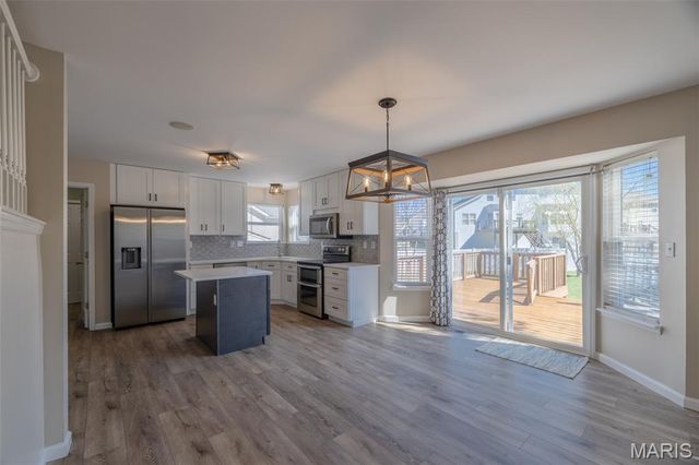 1061 Dardenne Woods Drive, Dardenne Prairie, MO 63368