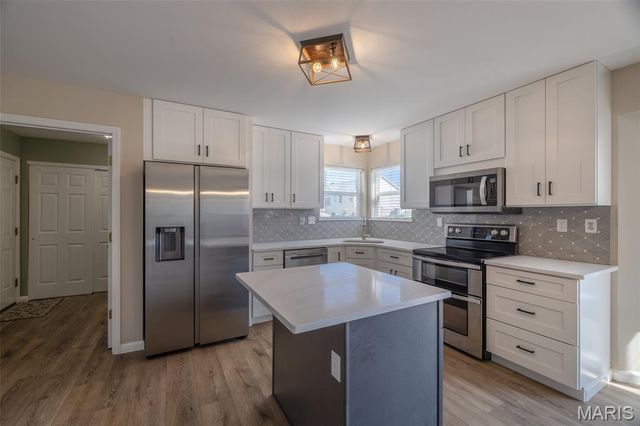 1061 Dardenne Woods Drive, Dardenne Prairie, MO 63368