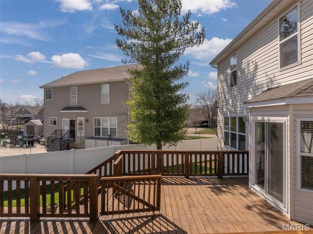 1061 Dardenne Woods Drive, Dardenne Prairie, MO 63368