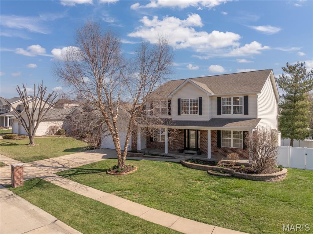 1061 Dardenne Woods Drive, Dardenne Prairie, MO 63368