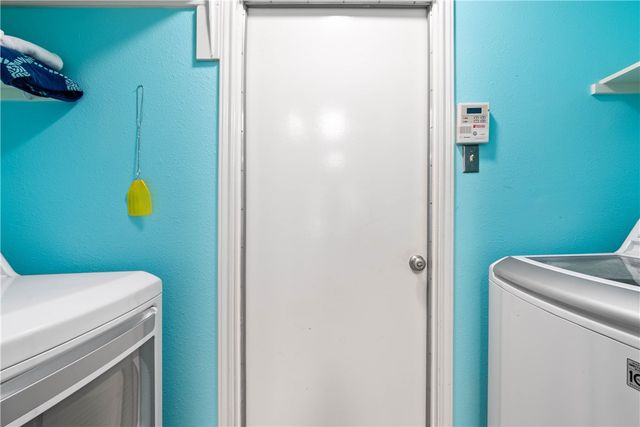 7913 Wolf Dr, Corpus Christi, TX 78414