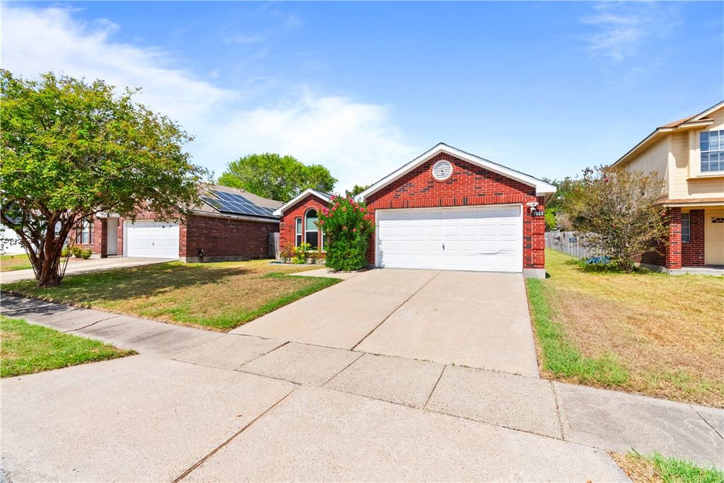 7913 Wolf Dr, Corpus Christi, TX 78414 — photo 4