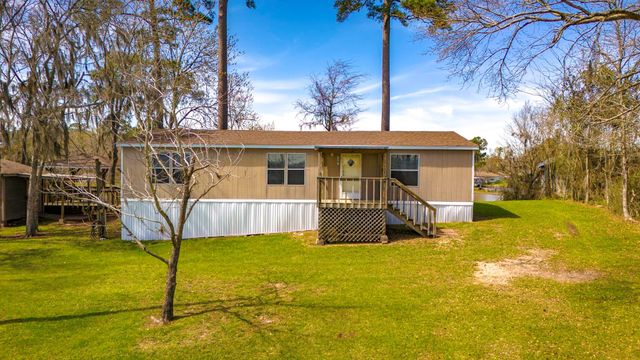 1281 Creeklake Drive, Onalaska, TX 77360