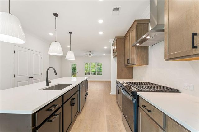 1927 Deco Drive, Kennesaw, GA 30144