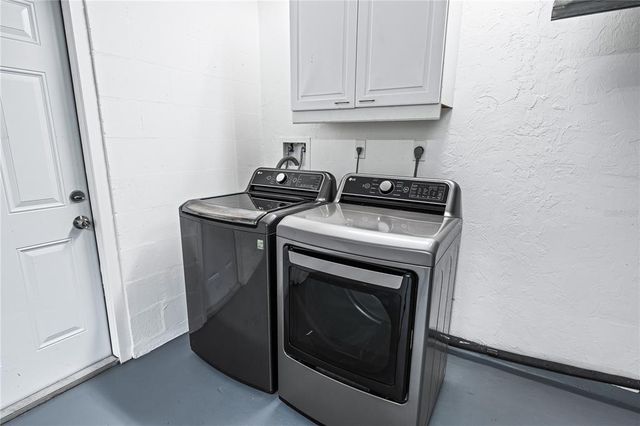 4425 PARNELL DRIVE, Sarasota, FL 34232