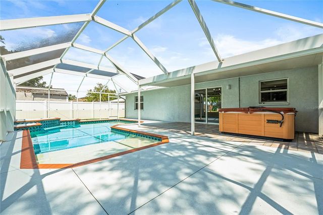 4425 PARNELL DRIVE, Sarasota, FL 34232