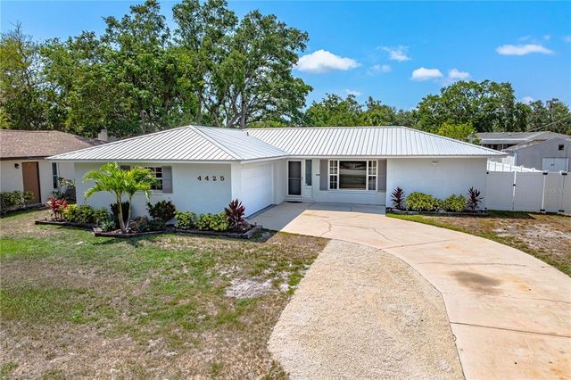 4425 PARNELL DRIVE, Sarasota, FL 34232