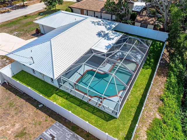 4425 PARNELL DRIVE, Sarasota, FL 34232