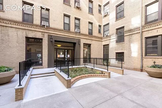 7609 4th Avenue B1, New York City, NY 11209