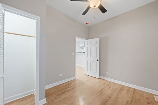 8613 S Colfax Avenue, Chicago, IL 60617