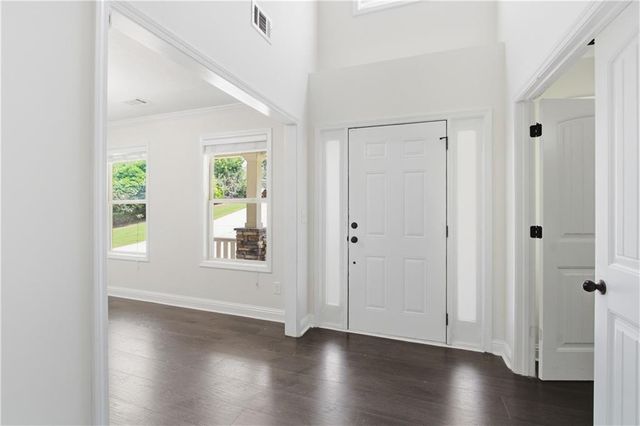 454 Woodbriar Drive, Jefferson, GA 30549