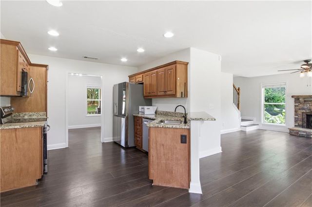 454 Woodbriar Drive, Jefferson, GA 30549