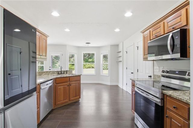 454 Woodbriar Drive, Jefferson, GA 30549