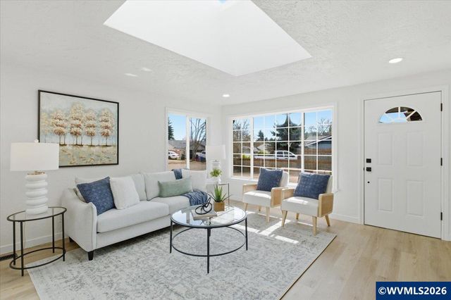 5341 Fox Ct S, Salem, OR 97306