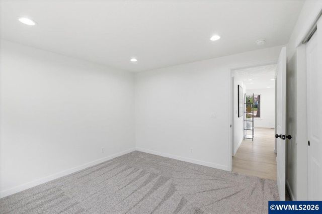 5341 Fox Ct S, Salem, OR 97306