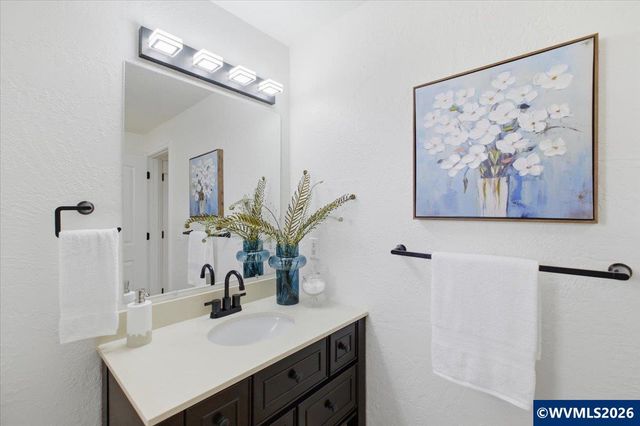 5341 Fox Ct S, Salem, OR 97306