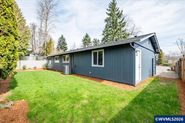 5341 Fox Ct S, Salem, OR 97306