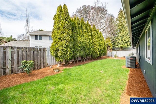 5341 Fox Ct S, Salem, OR 97306