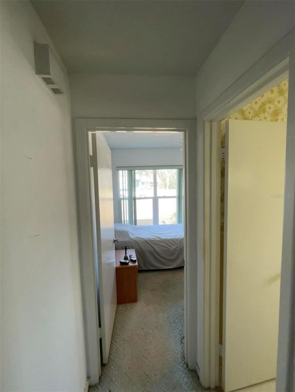 Image 16 of property listing at 26 FARMBROOK LANE, Palm Coast, FL 32137