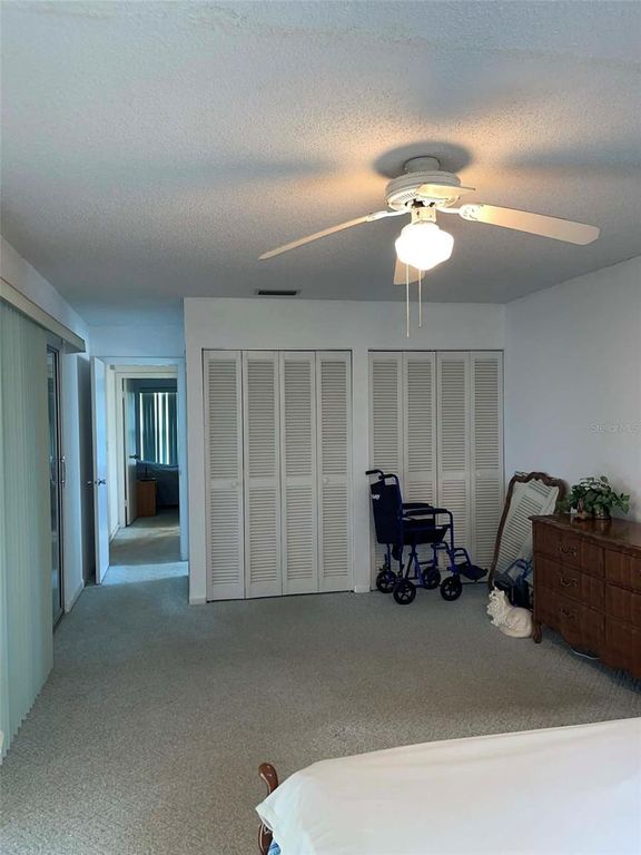 Image 26 of property listing at 26 FARMBROOK LANE, Palm Coast, FL 32137