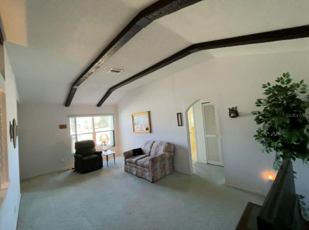 Image 31 of property listing at 26 FARMBROOK LANE, Palm Coast, FL 32137