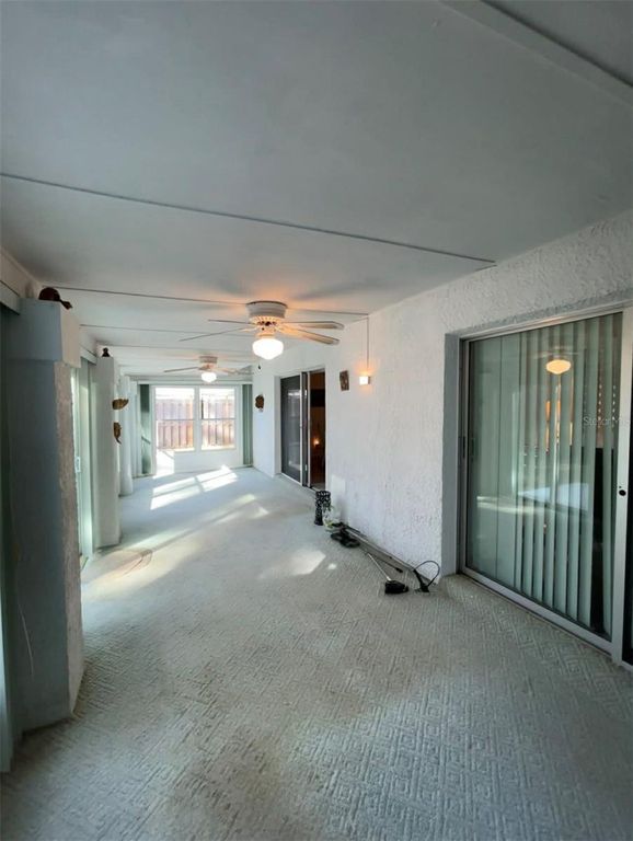 Image 35 of property listing at 26 FARMBROOK LANE, Palm Coast, FL 32137